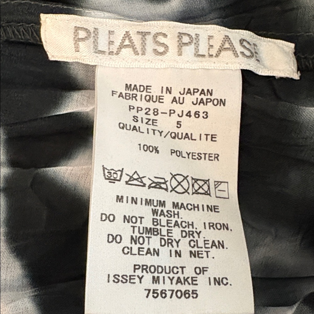 Issey Miyake Pleats Please lovely pattern rare shirt dress. Great light material - Picture 13 of 13